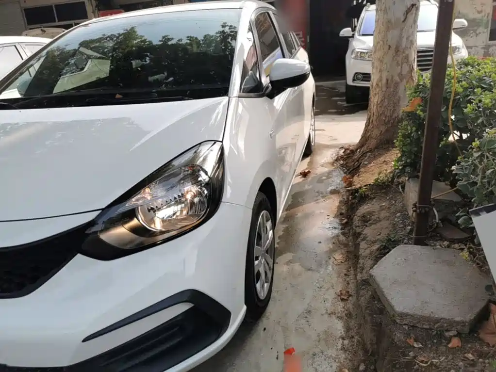 Honda Fit — миниатюра 24