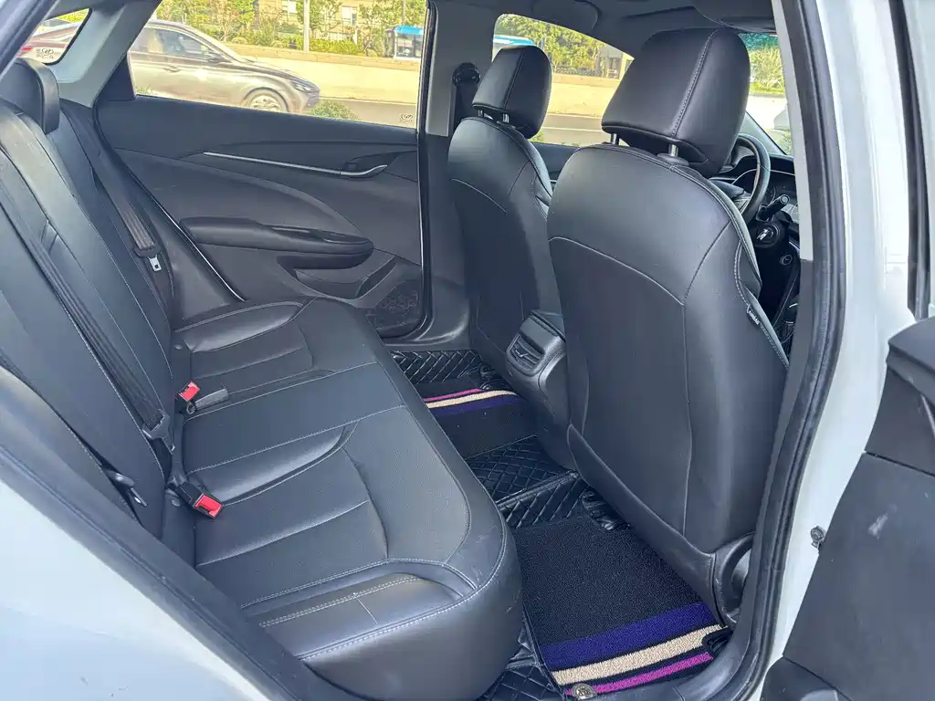 Buick Excelle — миниатюра 11
