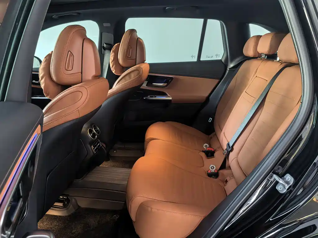 Mercedes-Benz GLC — миниатюра 15