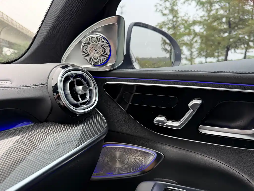 Mercedes-Benz C-Class — миниатюра 19