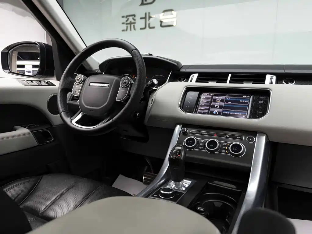 Land Rover Sport — миниатюра 10