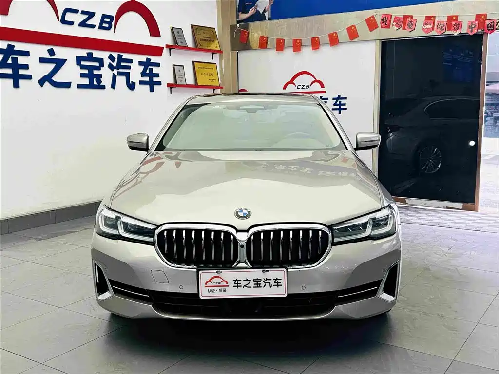 BMW 5 Series — миниатюра 3