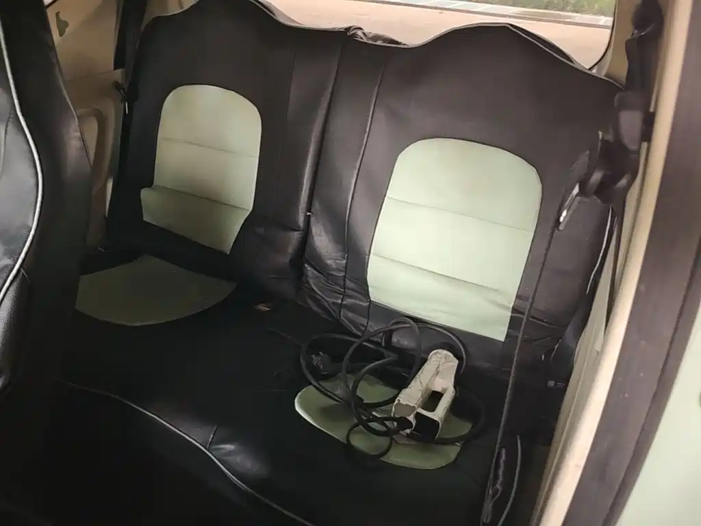 Wuling MINIEV — миниатюра 17