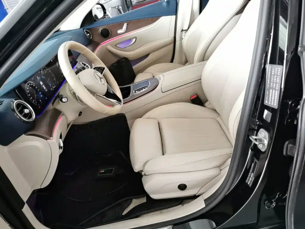 Mercedes-Benz E-Class — миниатюра 15