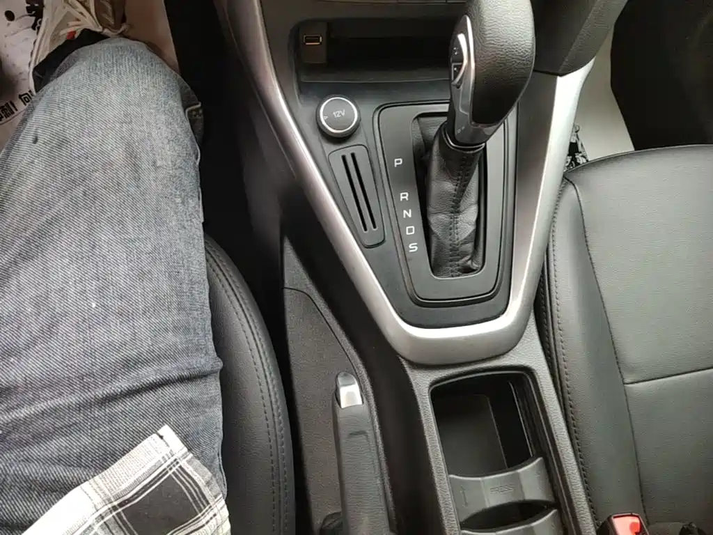 Ford Focus — миниатюра 14