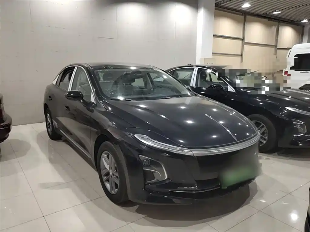 Hongqi E-QM5 2025 500km