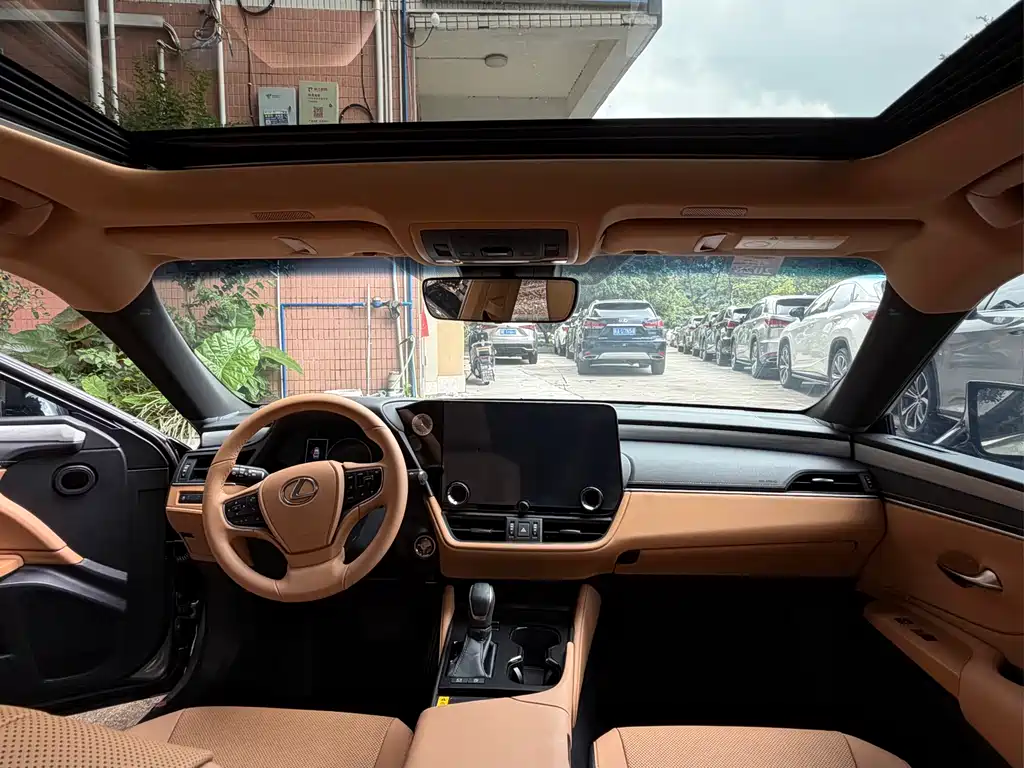 Lexus ES 2025 200 Premium