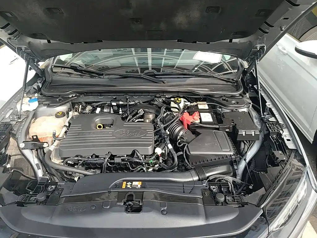 Ford Mondeo — миниатюра 20