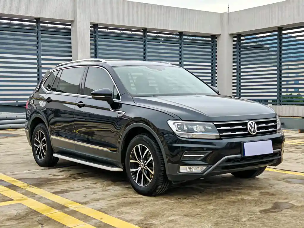 Volkswagen Tiguan L — миниатюра 3