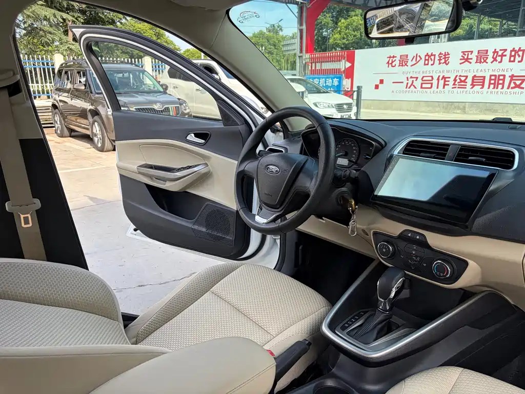 Ford Escort 1.5L Auto Comfort Type, фото 11