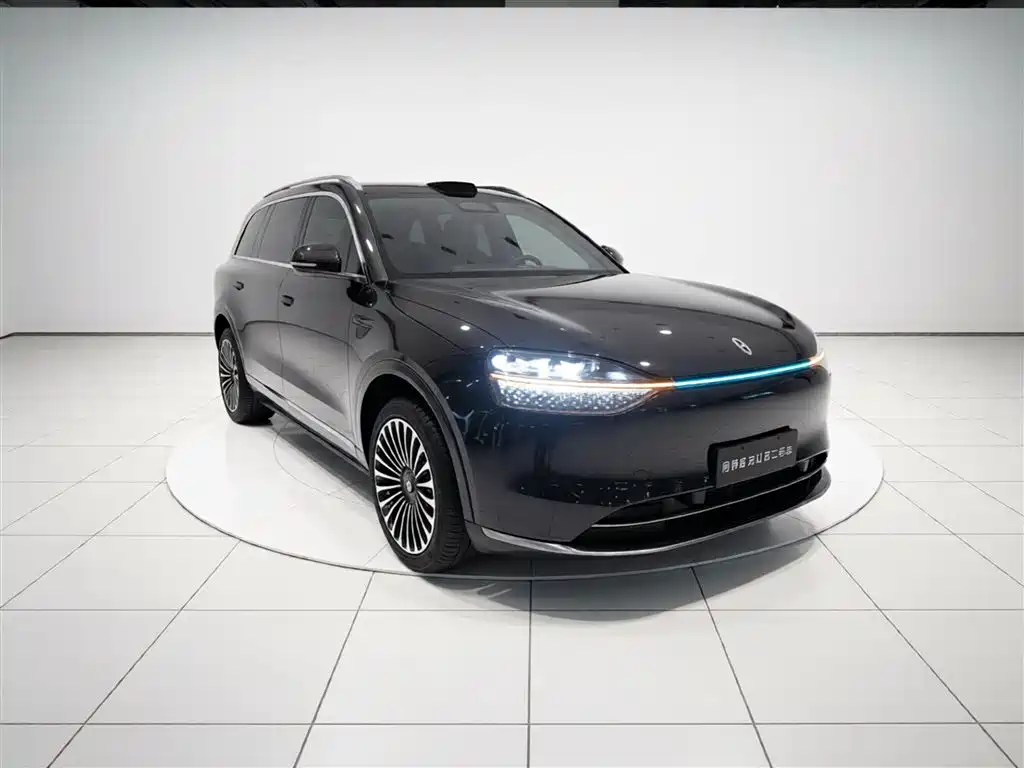 Aito M9 2025 Ultra 52kWh 5 мест (192 )