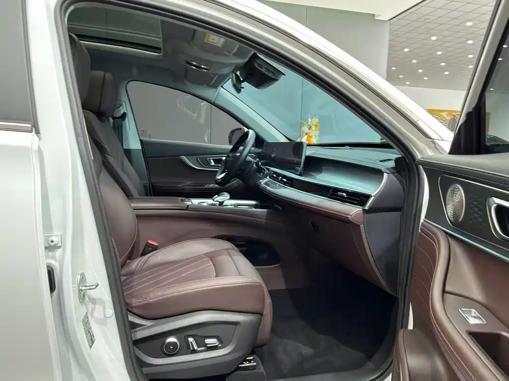 Chery Tiggo 8 PRO — миниатюра 8