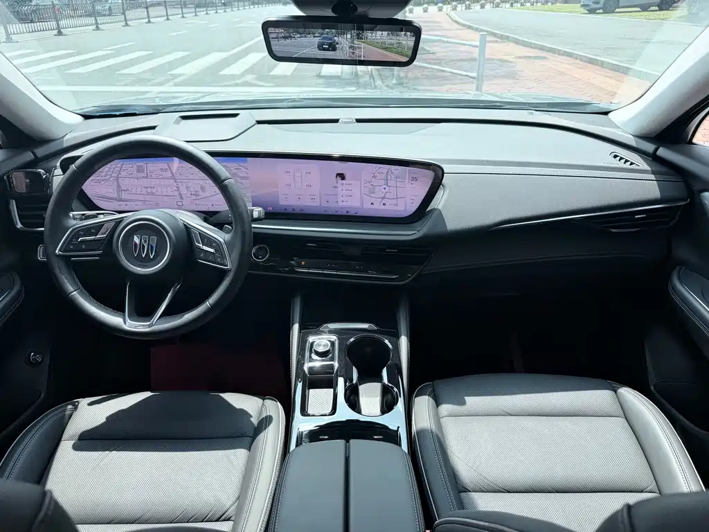 Buick Envision Plus Plus 2025 Plus 28T Platinum