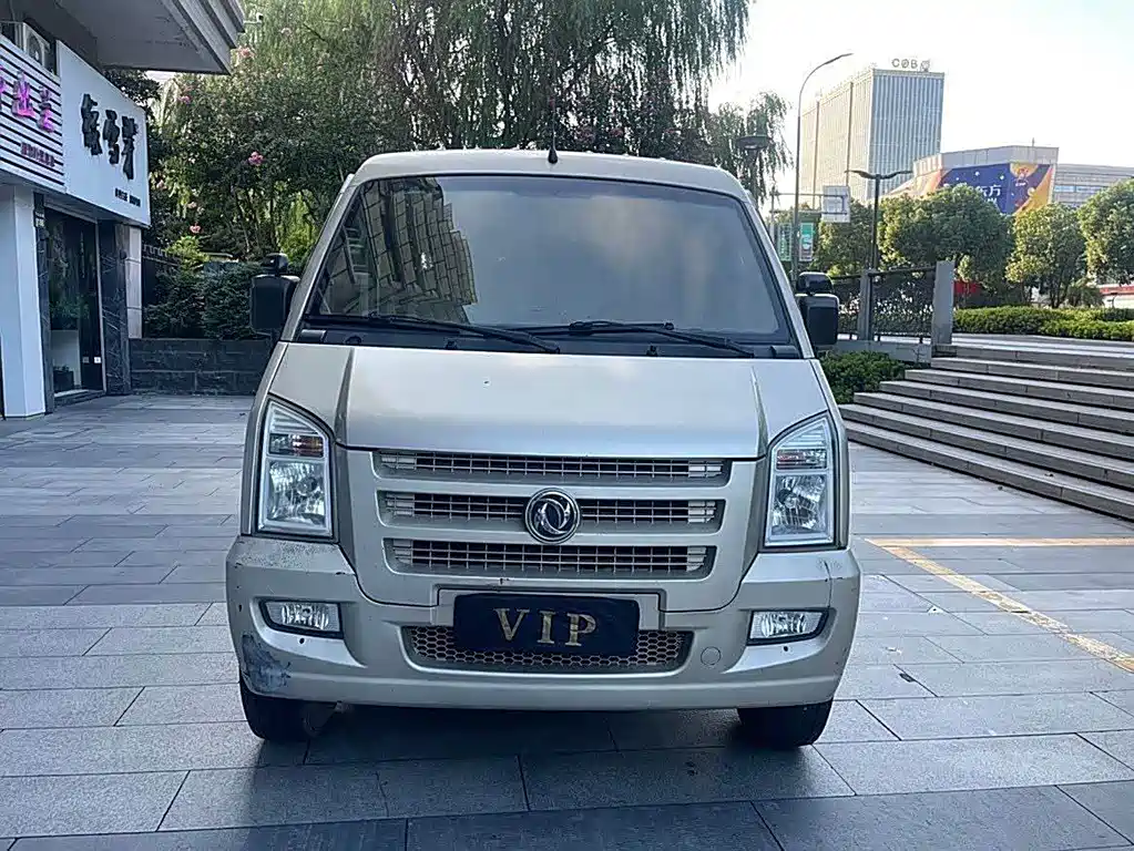 DONGFENG C37
