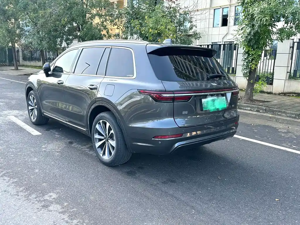 Li Auto Li ONE — миниатюра 8