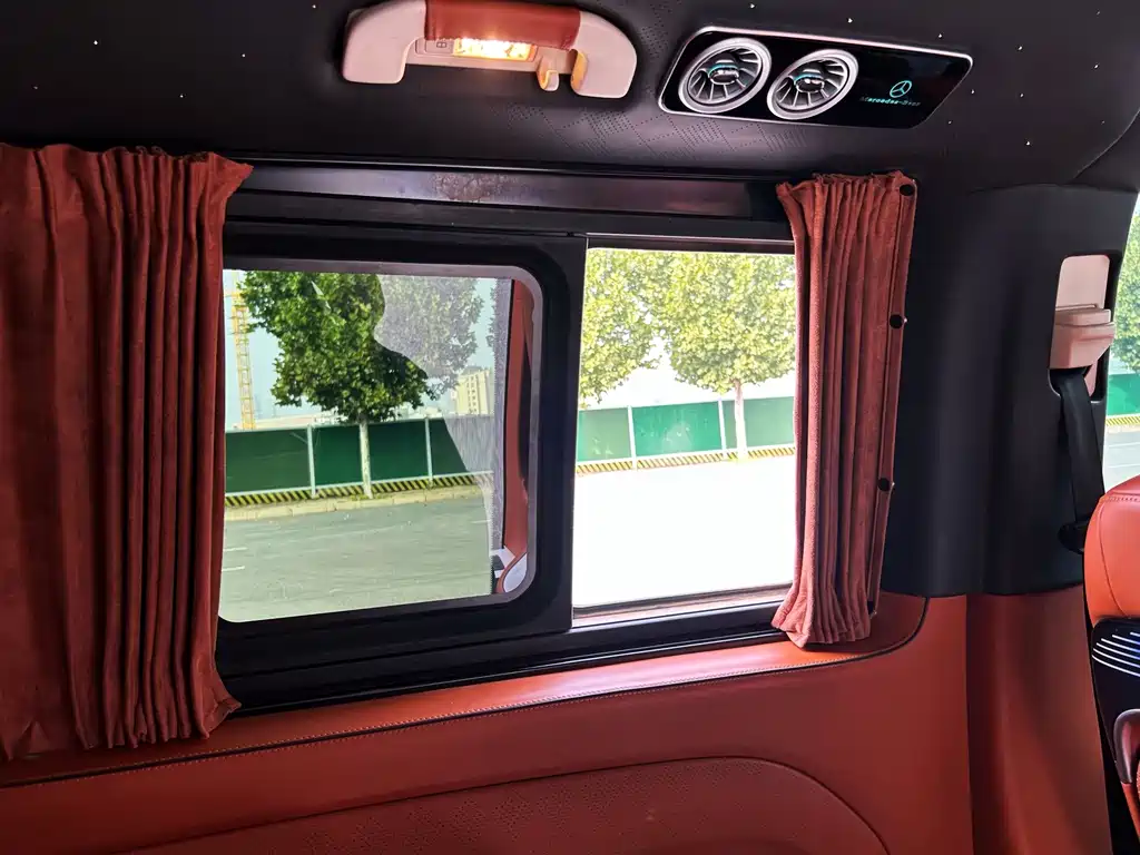 Mercedes-Benz Vito — миниатюра 13