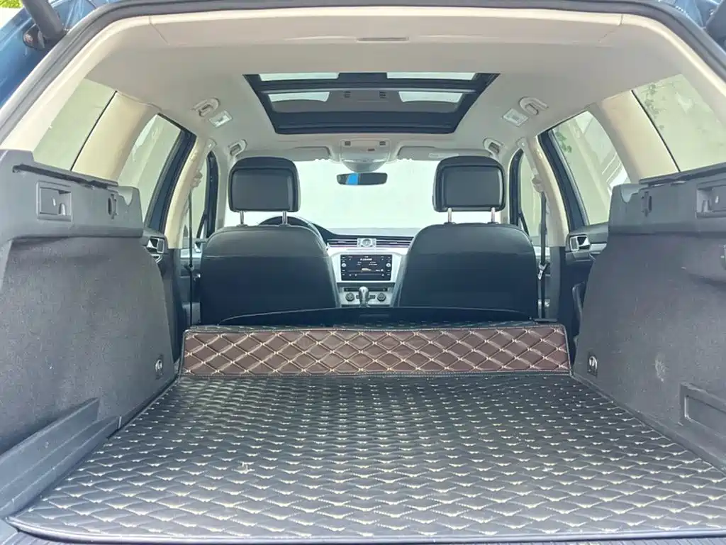 Volkswagen Viloran — миниатюра 18