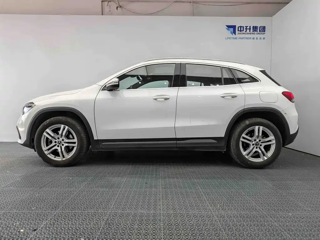 Mercedes-Benz GLA — миниатюра 7