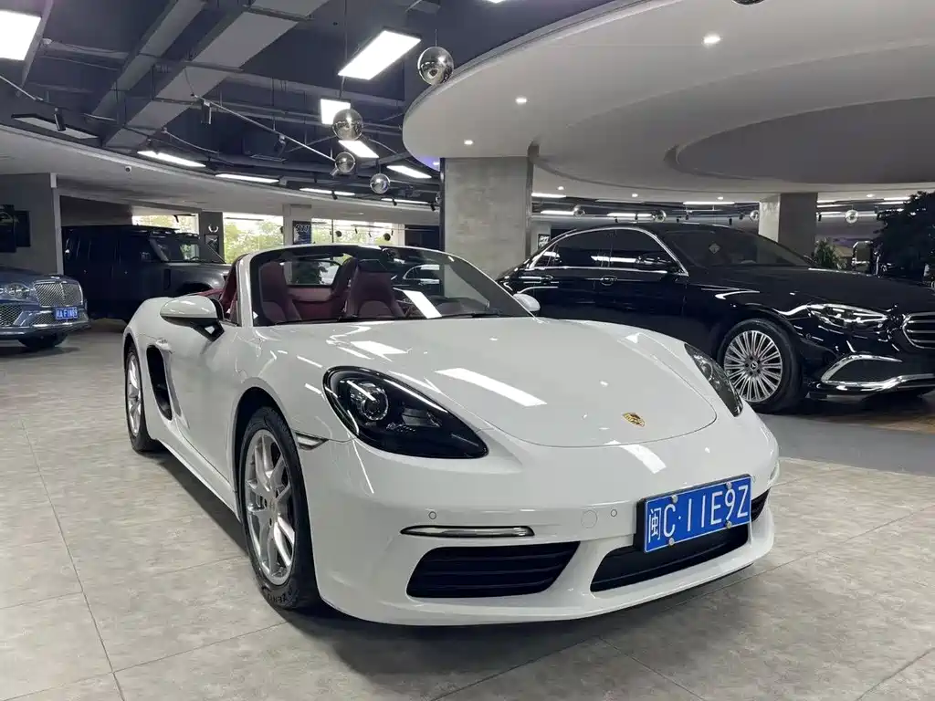 Porsche 718 2018 Boxster 2.0T