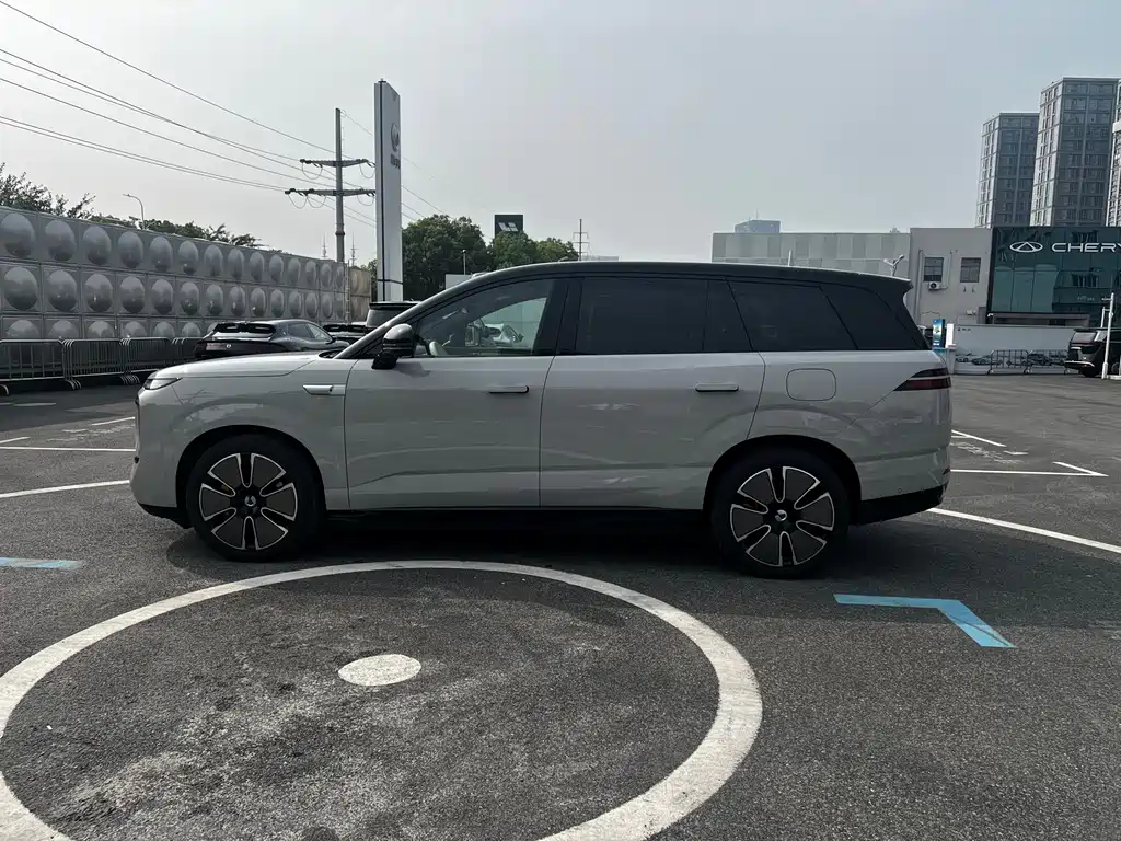 Denza N8L 2025 Flagship