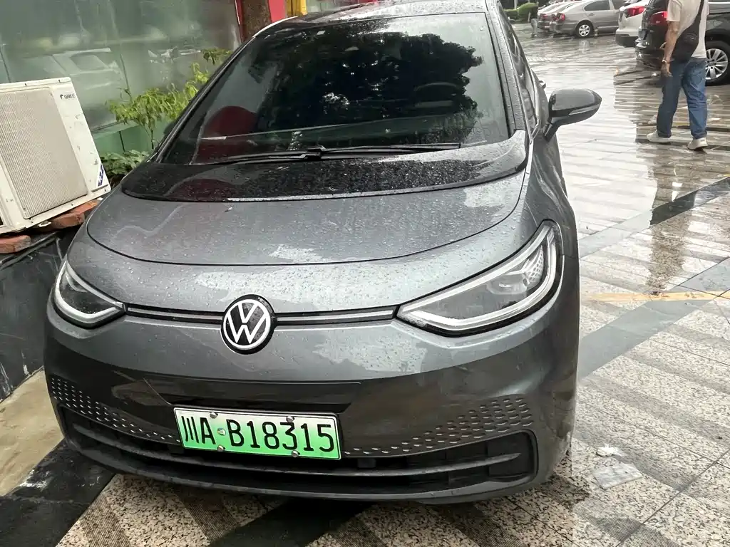 Volkswagen ID.3 — миниатюра 2