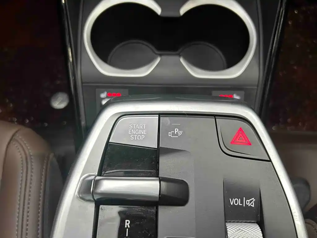 BMW X1 — миниатюра 9
