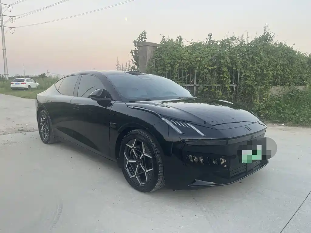 Lynk & Co Z10 — миниатюра 3