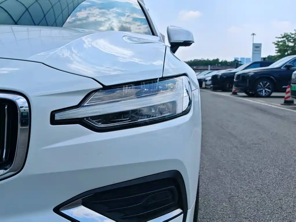 Volvo S60 — миниатюра 4