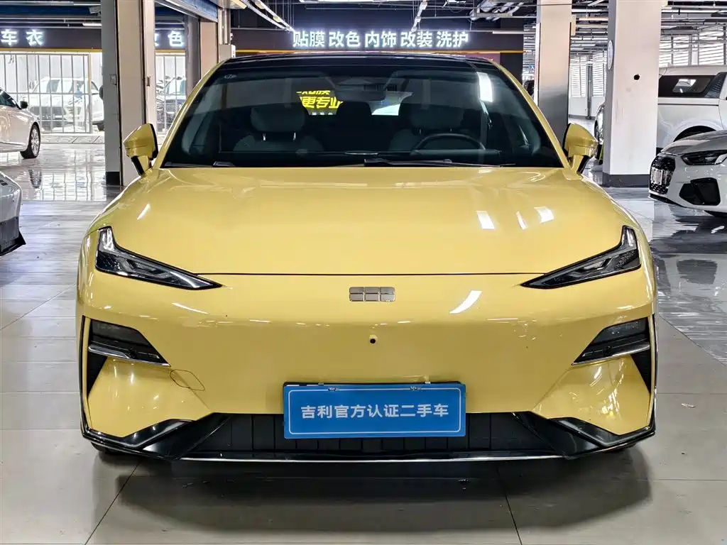 GEELY GALAXY GALAXY E8