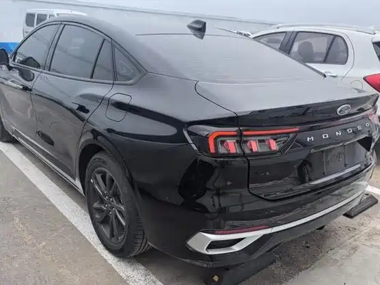 Ford Mondeo 2025 1.5T EcoBoost Luxury
