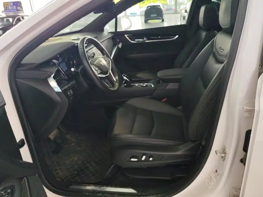 Cadillac XT5 — миниатюра 9