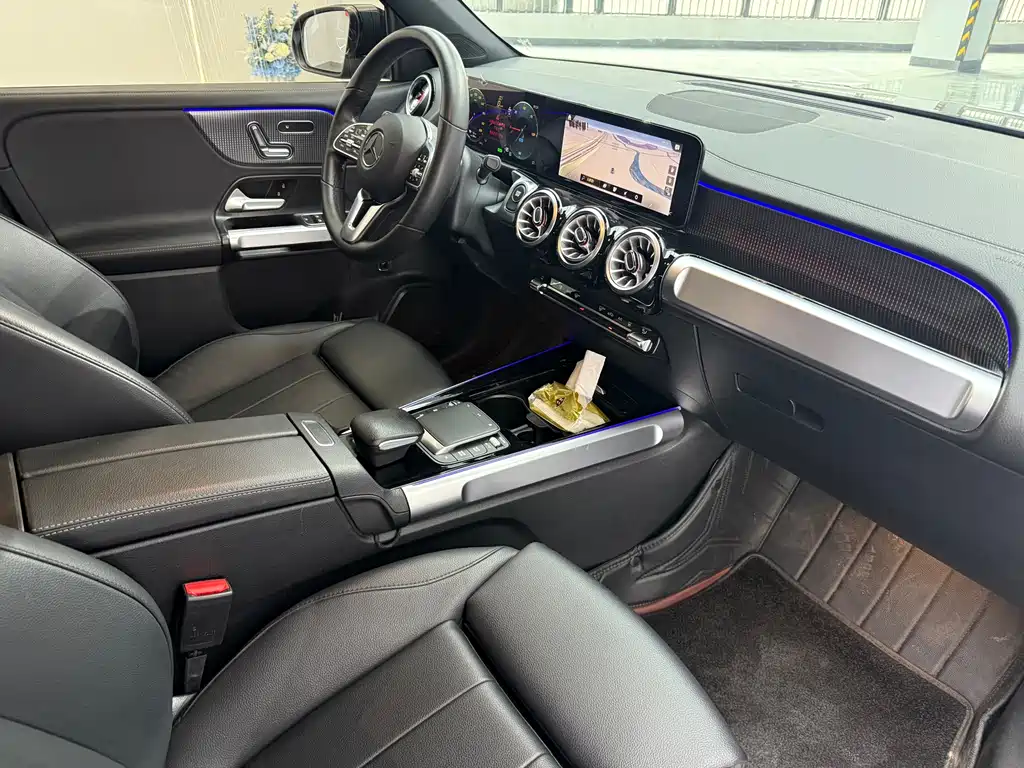 Mercedes-Benz EQB — миниатюра 8