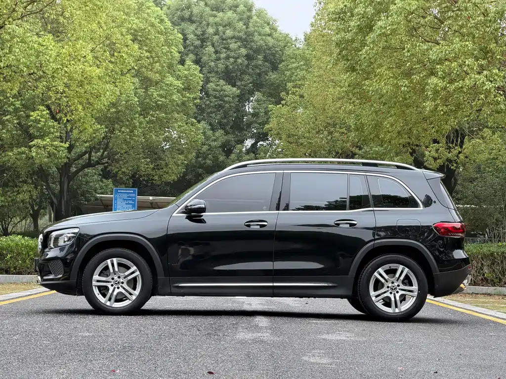 Mercedes-Benz GLB — миниатюра 5
