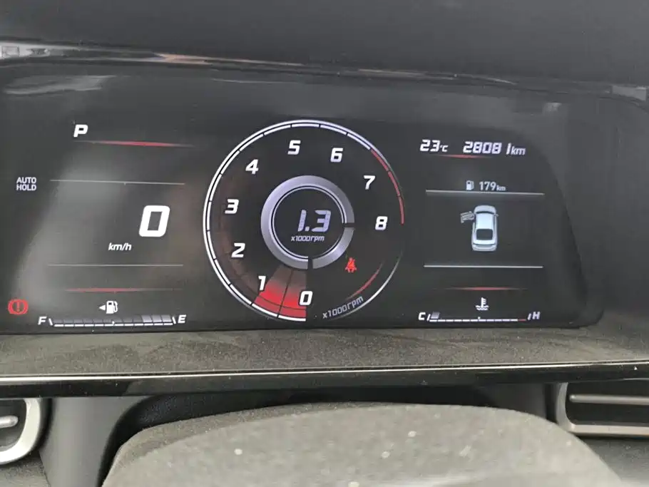 Hyundai Elantra — миниатюра 14