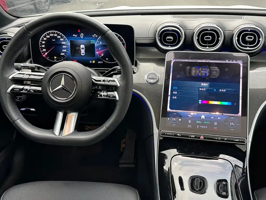 Mercedes-Benz C-Class — миниатюра 10