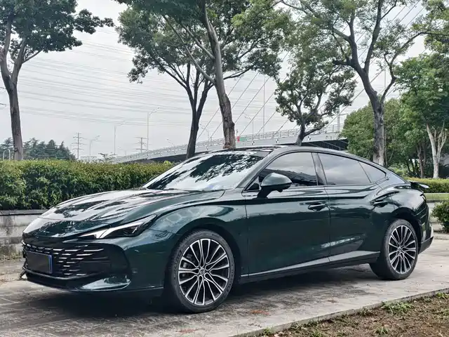 2023 MG MG7