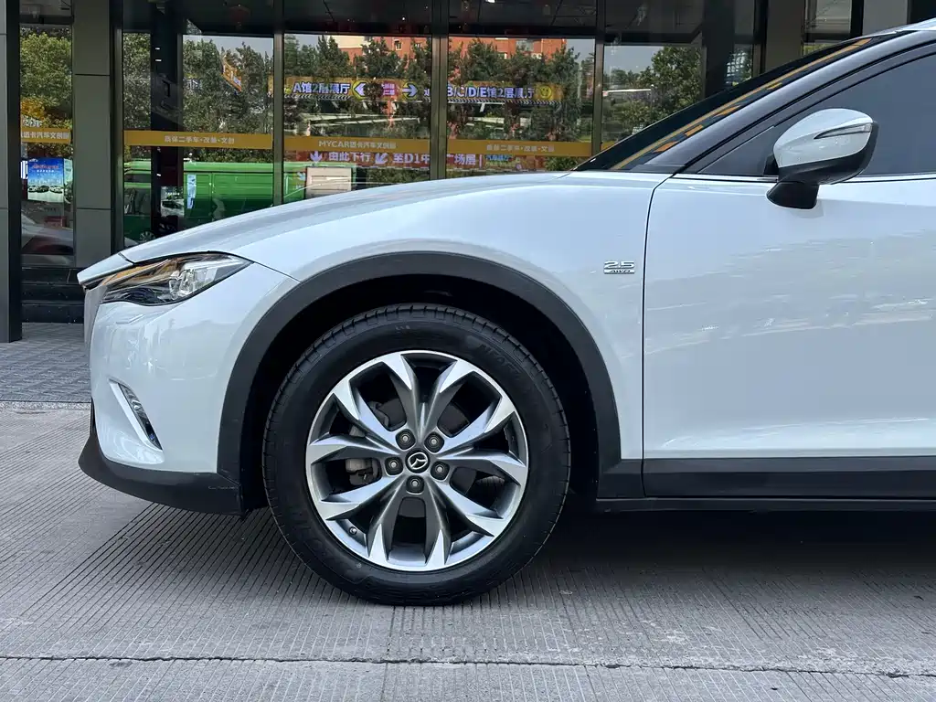 Mazda CX-4 2016 2.5L AT