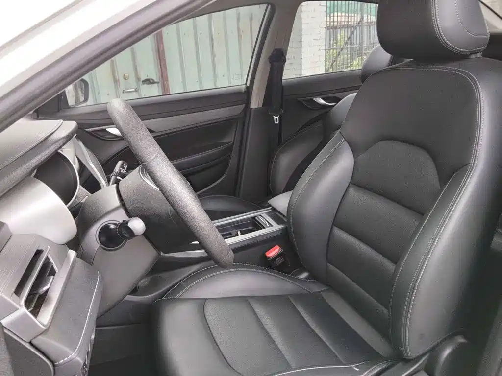 Geely Emgrand — миниатюра 11