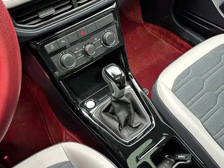 Volkswagen Tharu — миниатюра 8