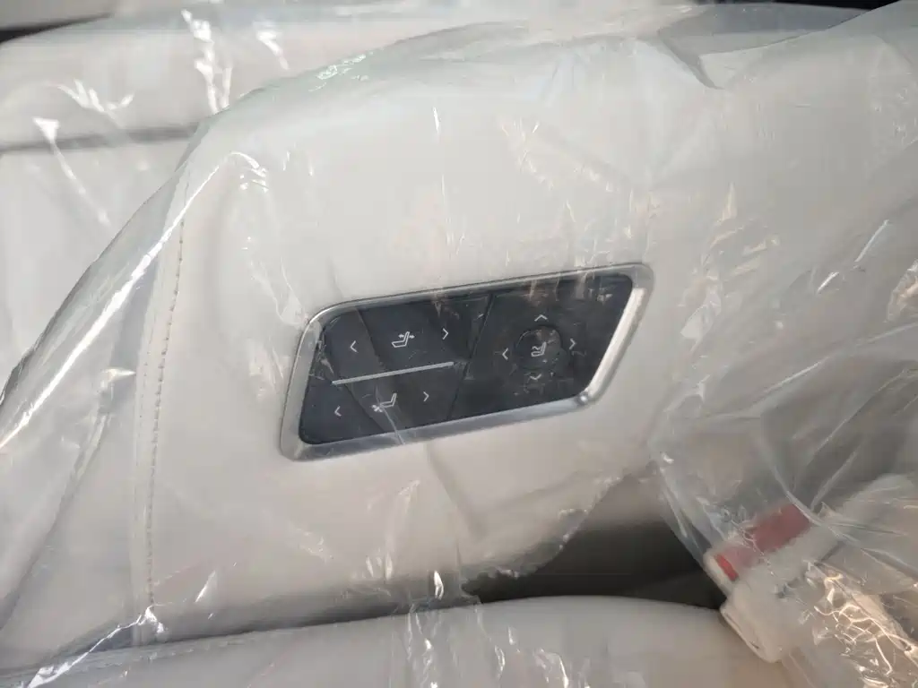 BUICK GL8 NEW ENERGY