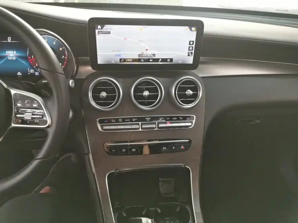 Mercedes-Benz GLC — миниатюра 13