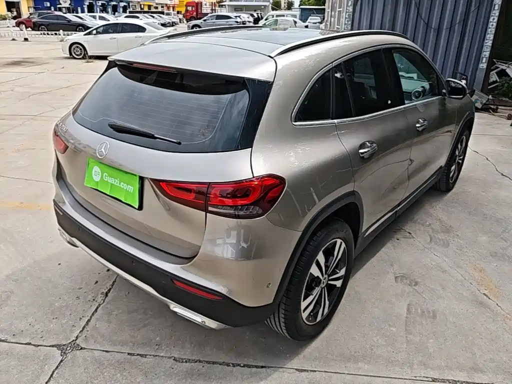 Mercedes-Benz GLA — миниатюра 7
