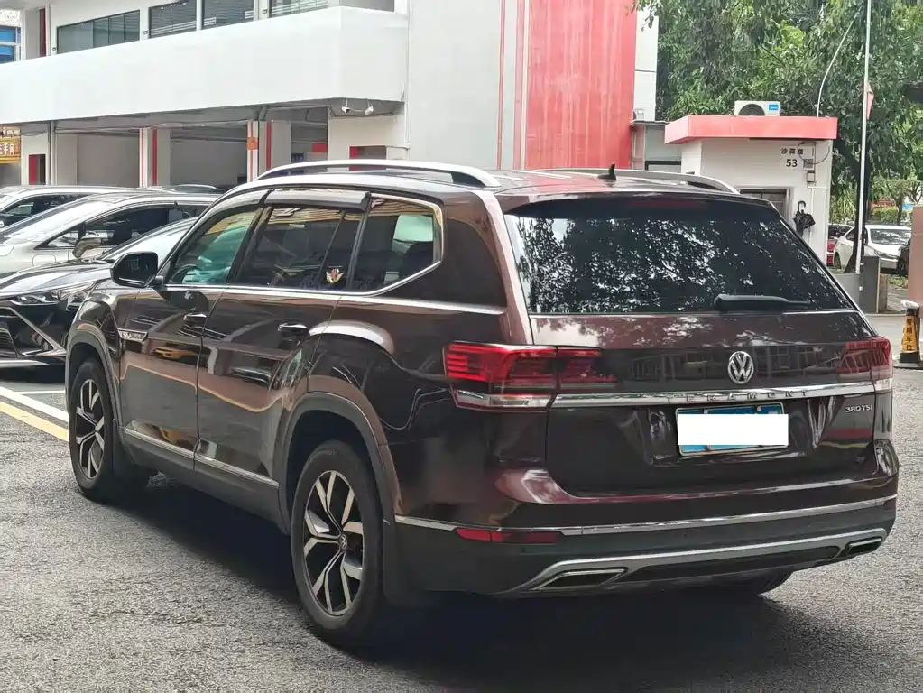 Volkswagen Teramont — миниатюра 5