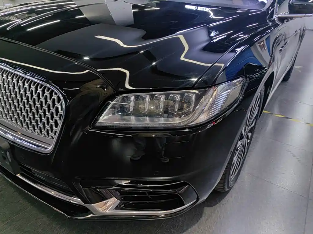 Lincoln Continental — миниатюра 24