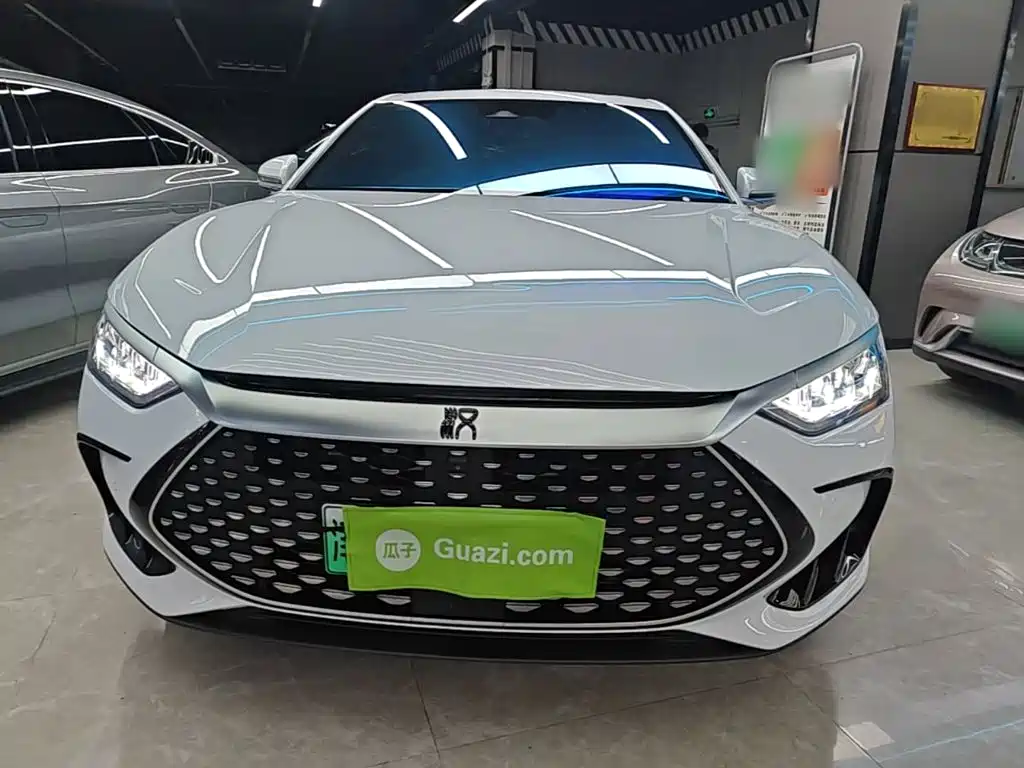BYD Han — миниатюра 3