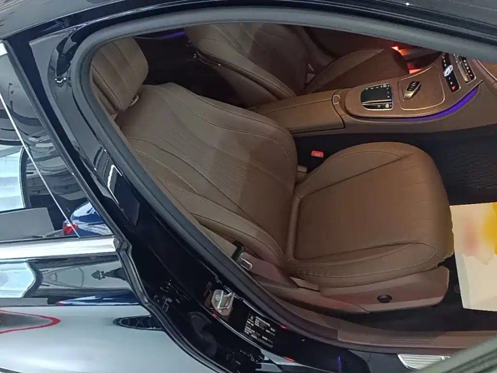 Mercedes-Benz E-Class — миниатюра 25