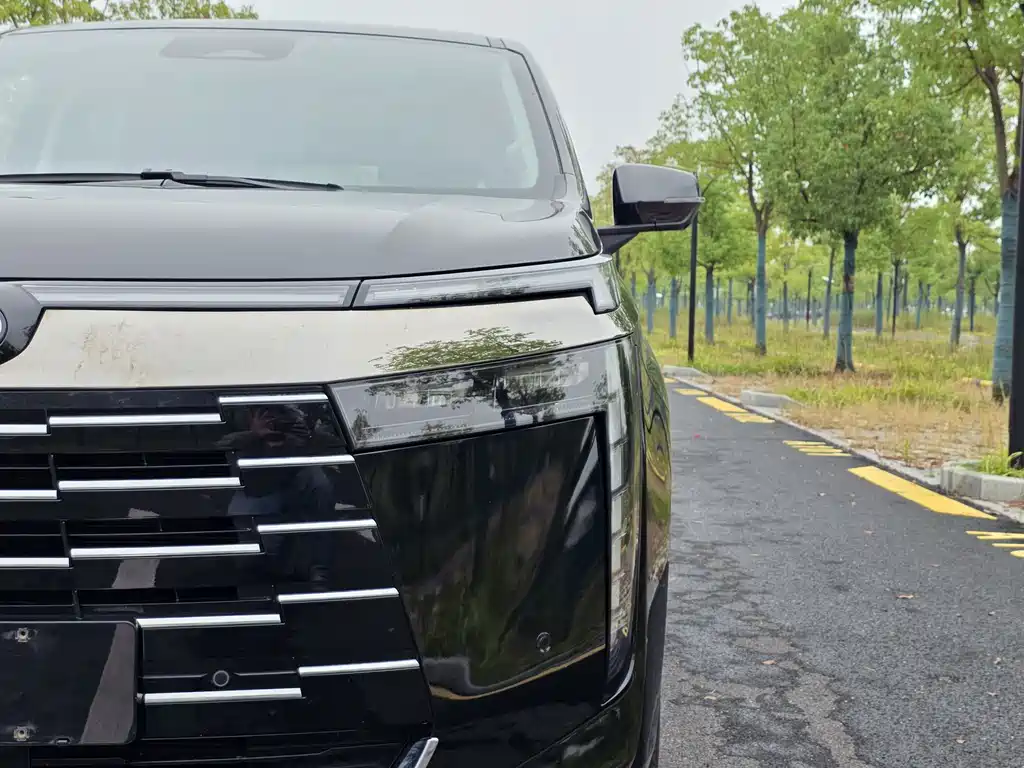 GAC Motor Trumpchi E8 PHEV — миниатюра 26