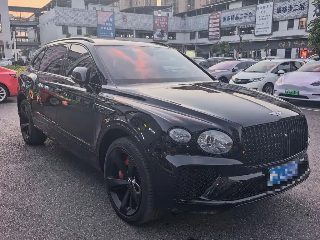 Bentley Bentayga — миниатюра 3