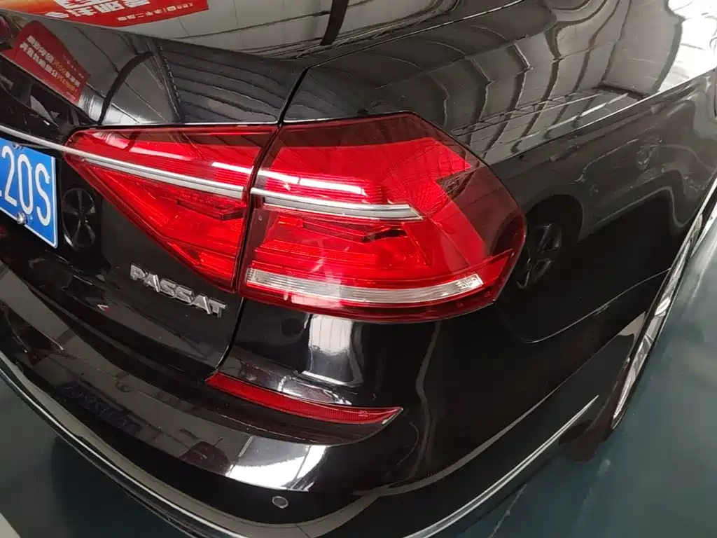 Volkswagen Passat — миниатюра 8