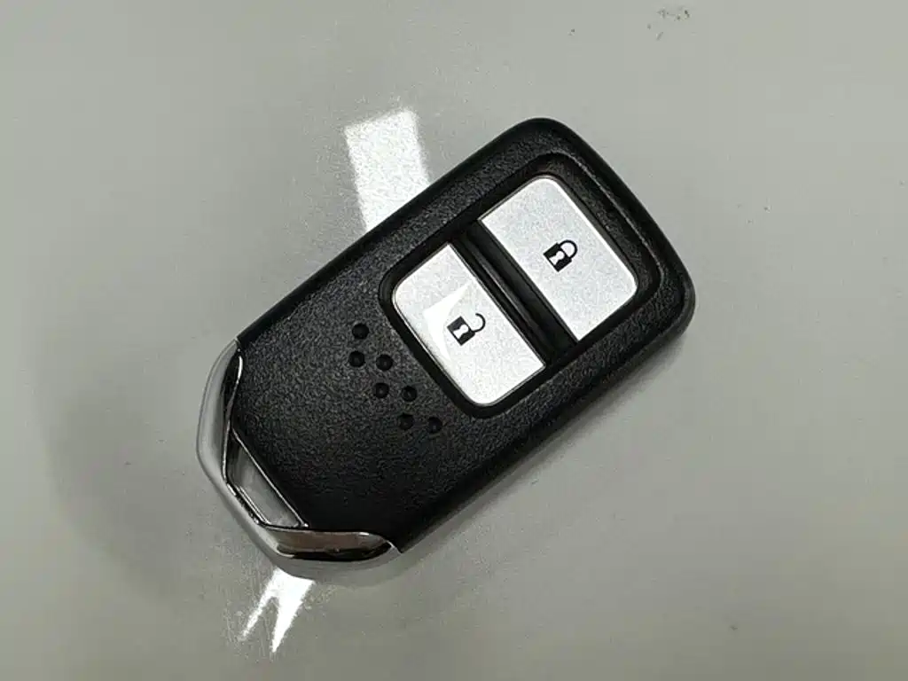 Honda Fit — миниатюра 15